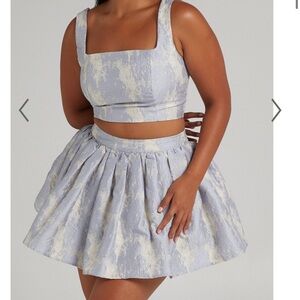 VIVIANA CROP TOP FLARE MINI SKIRT TWO PIECE SET IN BLUE